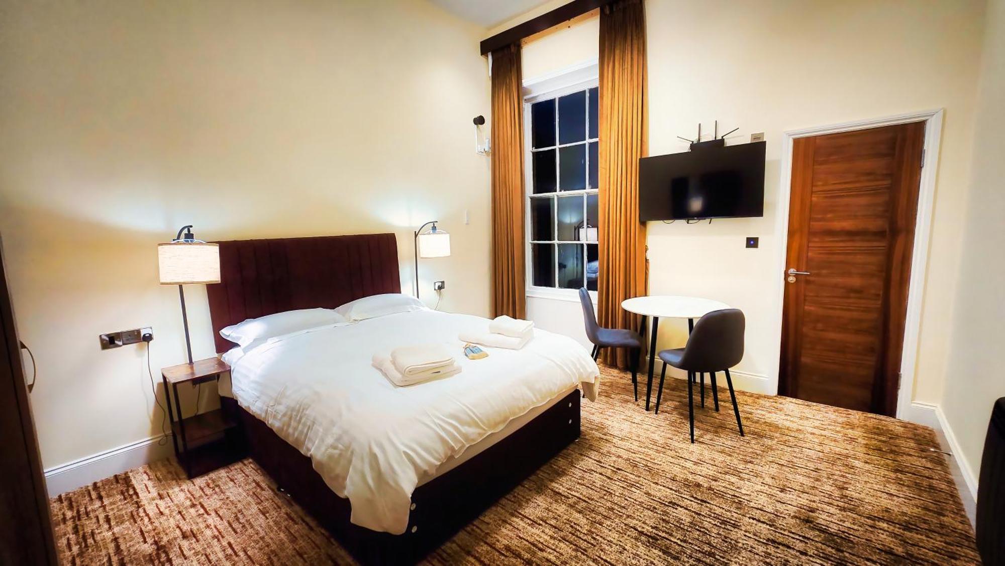 וויימות' Carlton Hotel מראה חיצוני תמונה